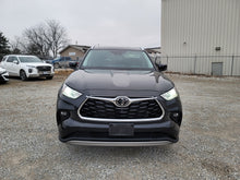 Load image into Gallery viewer, 2022 TOYOTA HIGHLANDER PLATINUM PKG SOLD
