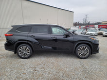 Load image into Gallery viewer, 2022 TOYOTA HIGHLANDER PLATINUM PKG SOLD
